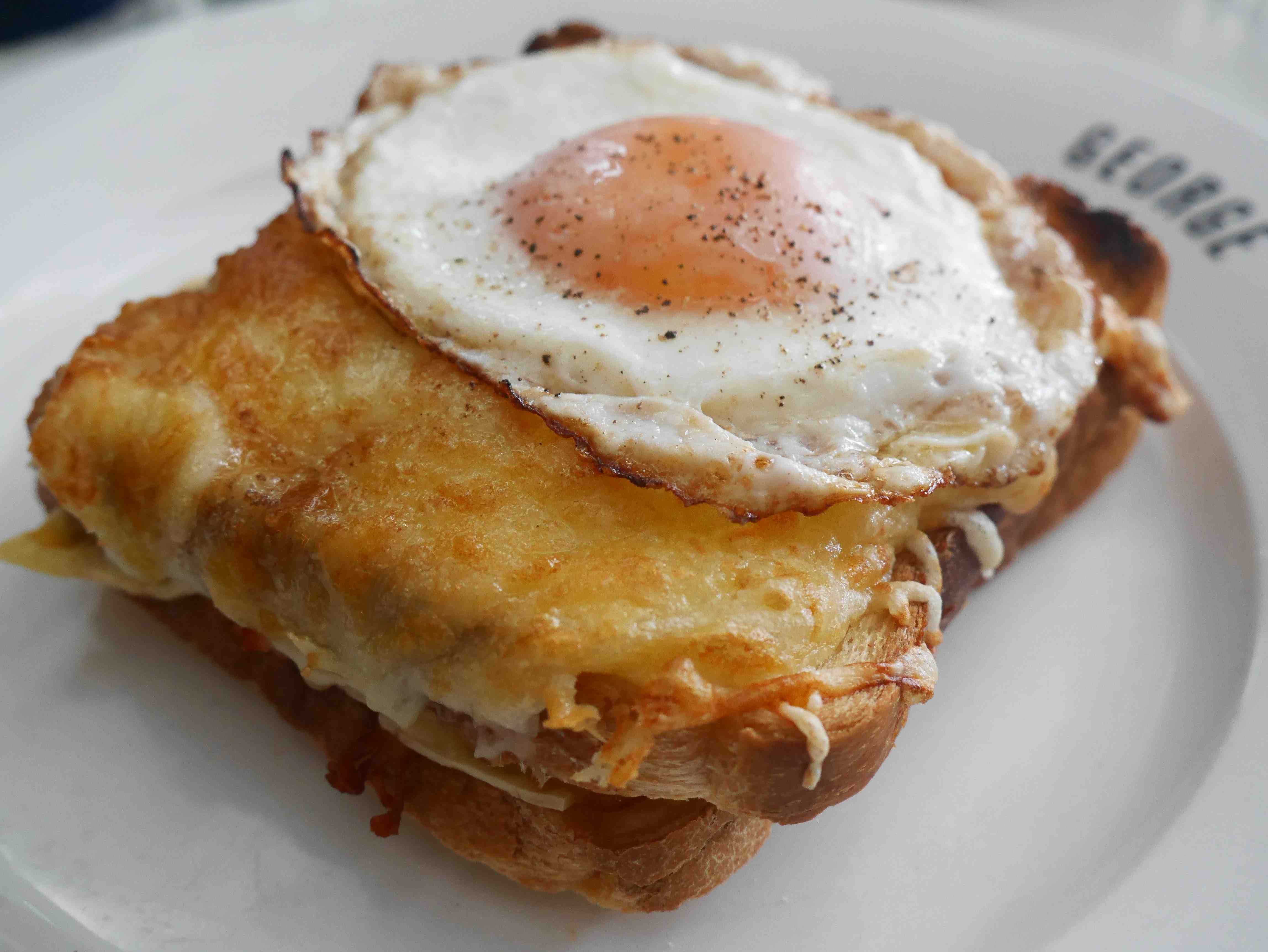 best brunch in Amsterdam - cafe george