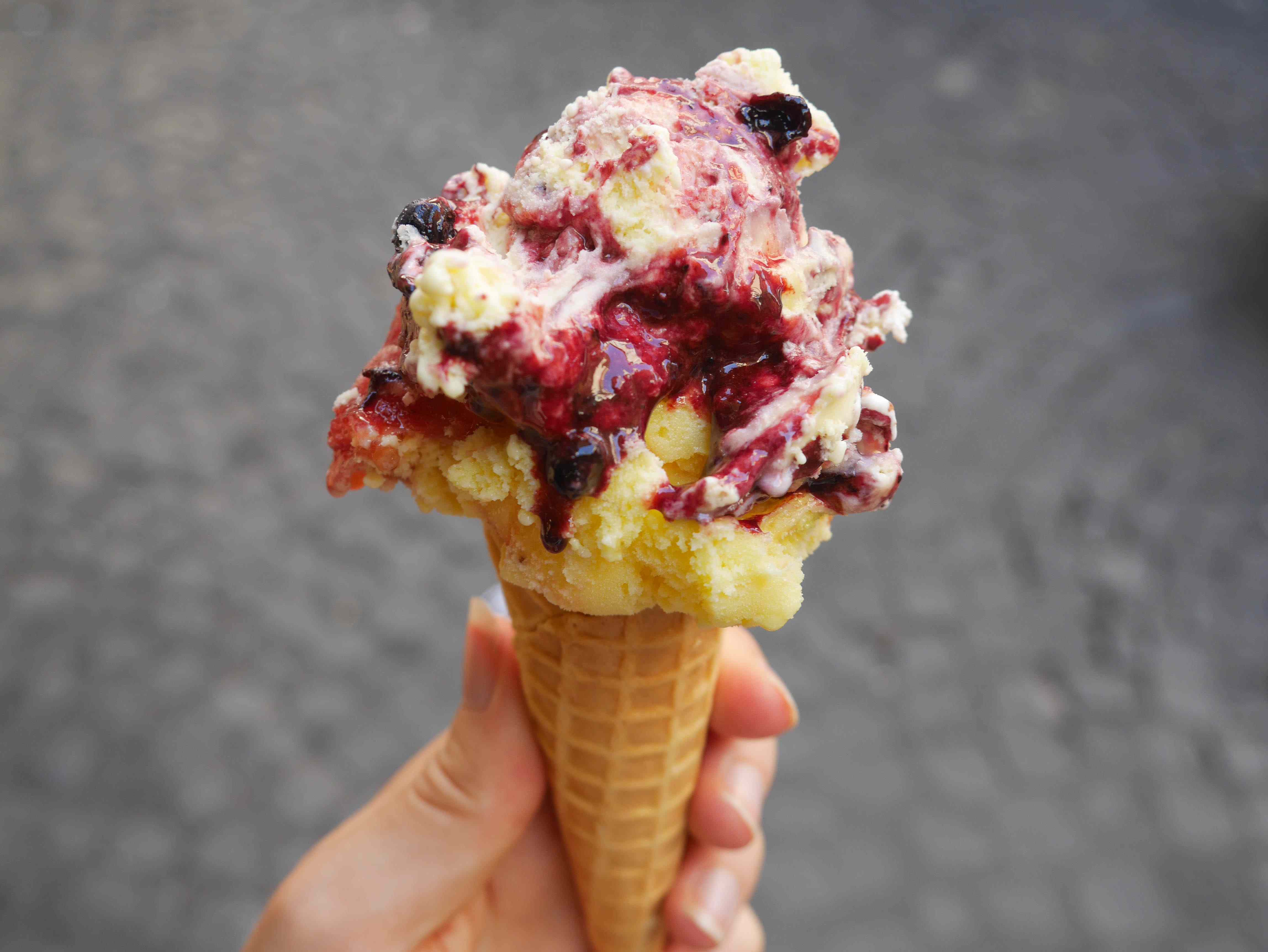 Fatamorgana - blueberry cheesecake gelato