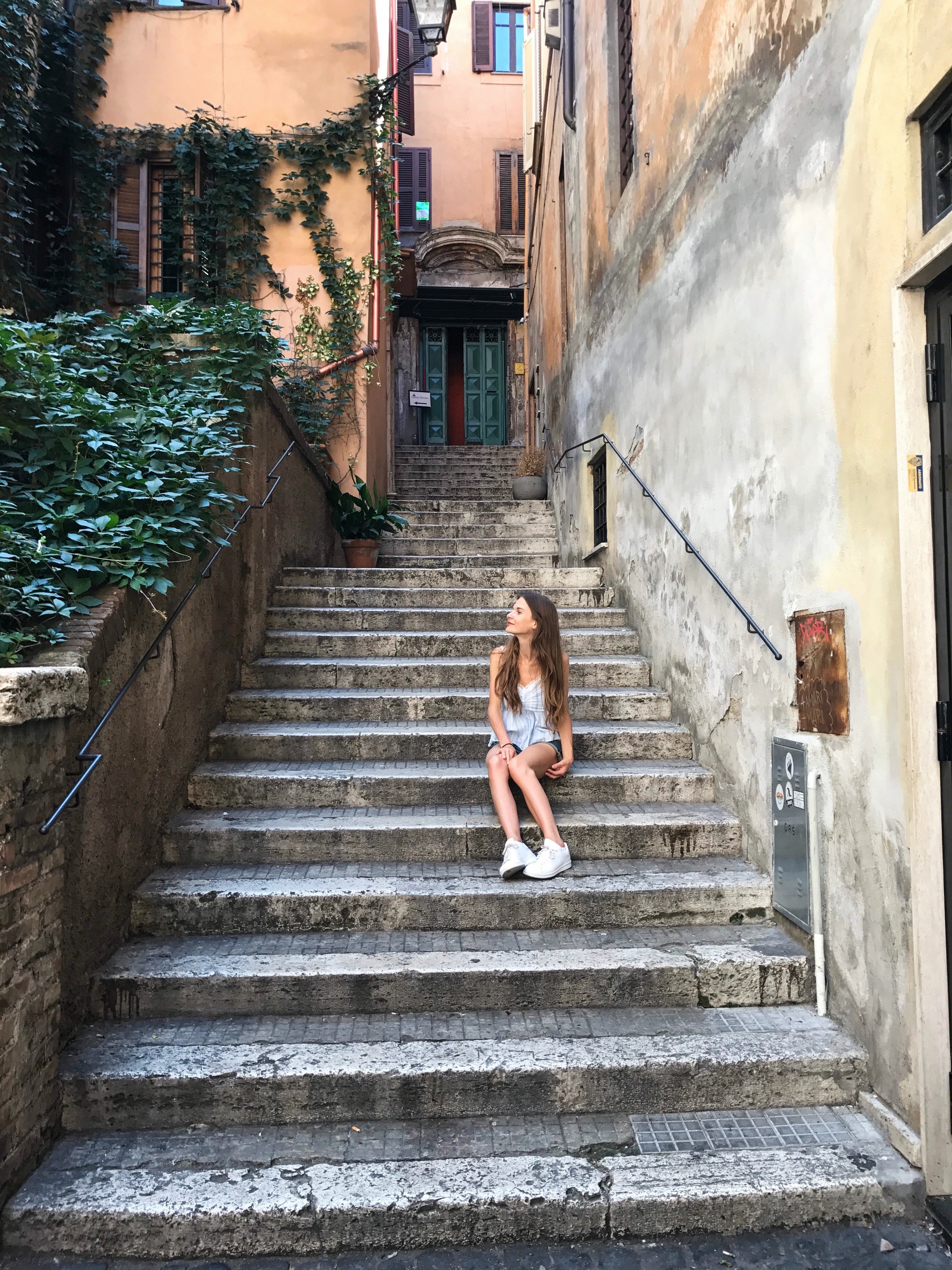 Rome's most instagrammable spots - Via dei Coronari