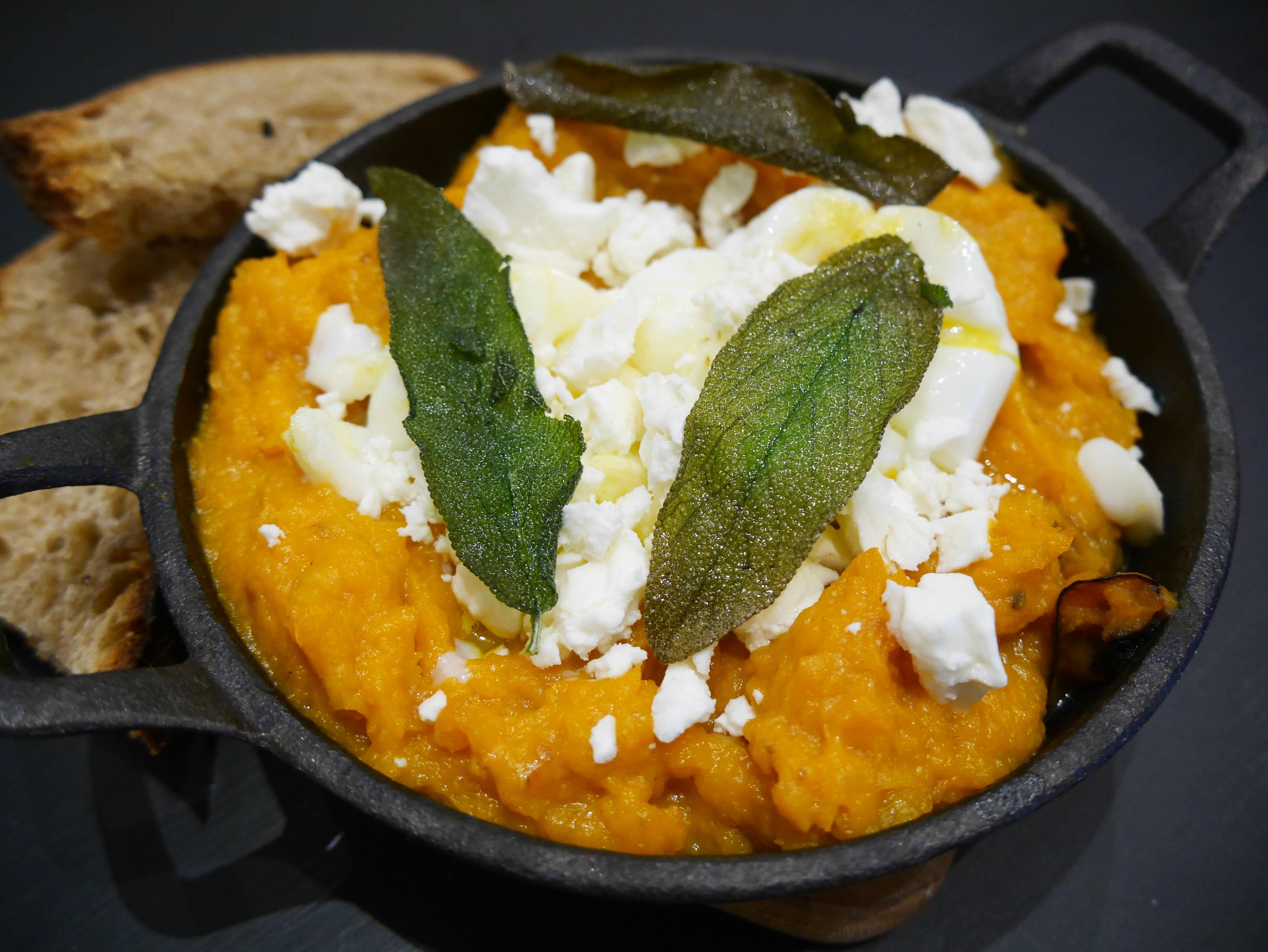 Coffee Sometime Amsterdam - pumpkin shakshuka