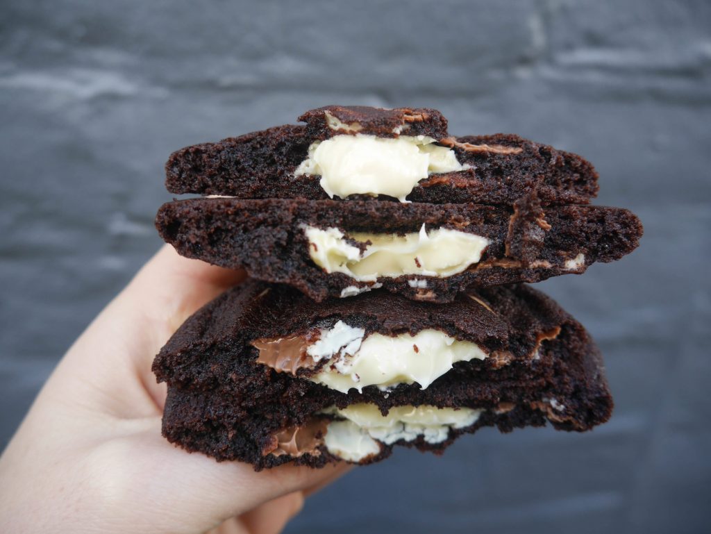 Van Stapele Koekmakerij Amsterdam - dark chocolate cookies with white chocolate