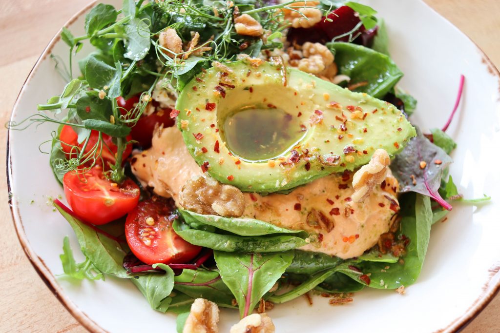 avocado hummus bowl - white mulberries