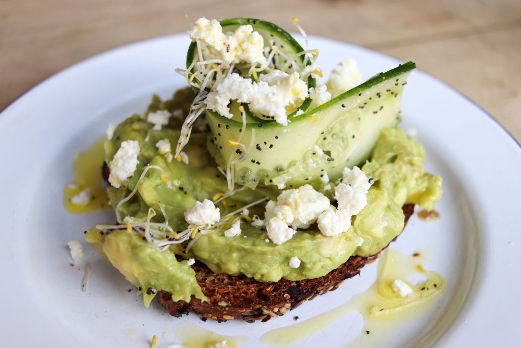 smashed avocado with poppyseeds - Ask for janice London