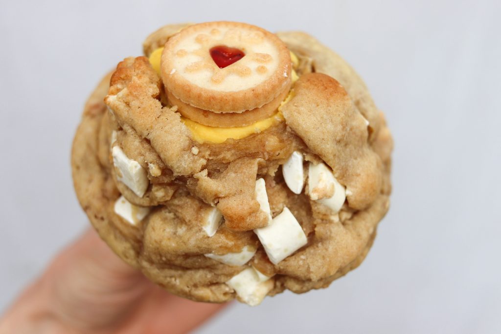 Jammie Dodger cookie - Kahuna Cookie Co
