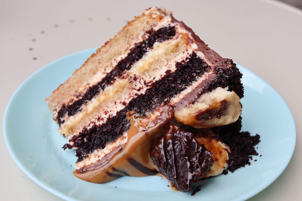 takeaway cake - victoria yum