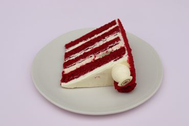 Red velvet cake - Harrods