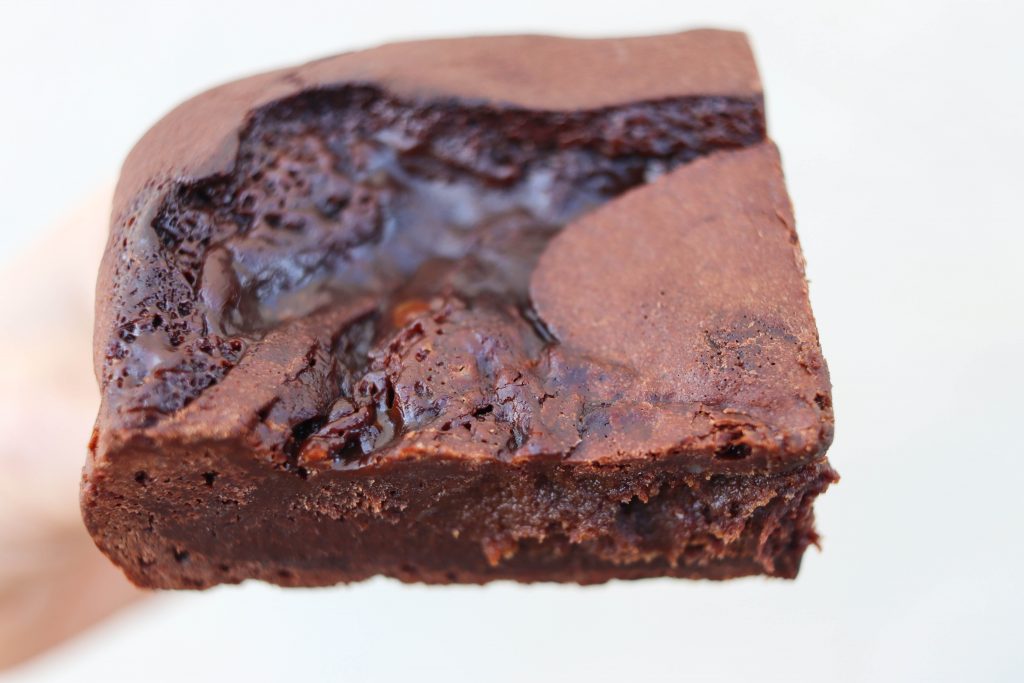 salted caramel brownie - bake st london