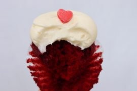 red velvet cupcake - flavourtown bakery london