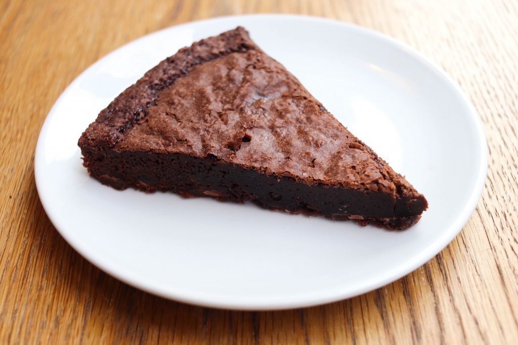 Swedish-sticky-cake-Soderberg-bakery-London