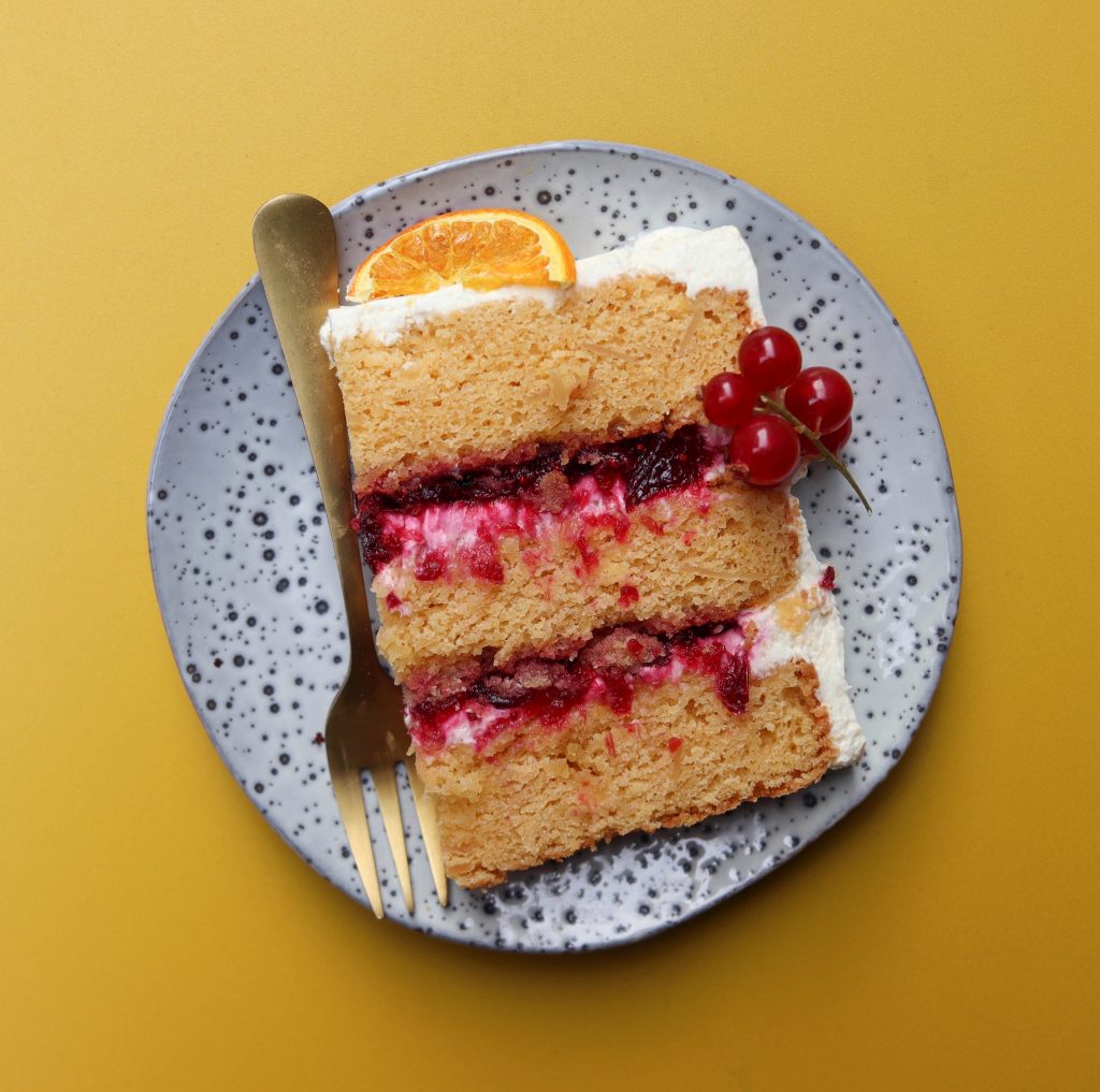 Almond cranberry cake - EK Bakery